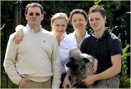 Pferde-Pensionsstall Team für Pferd und Hof